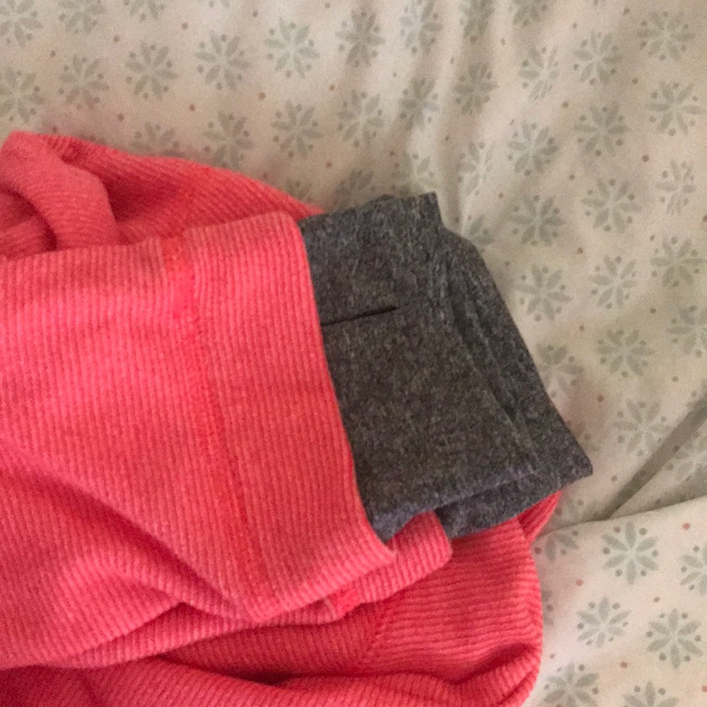 Pullover - Picture 2 of 3